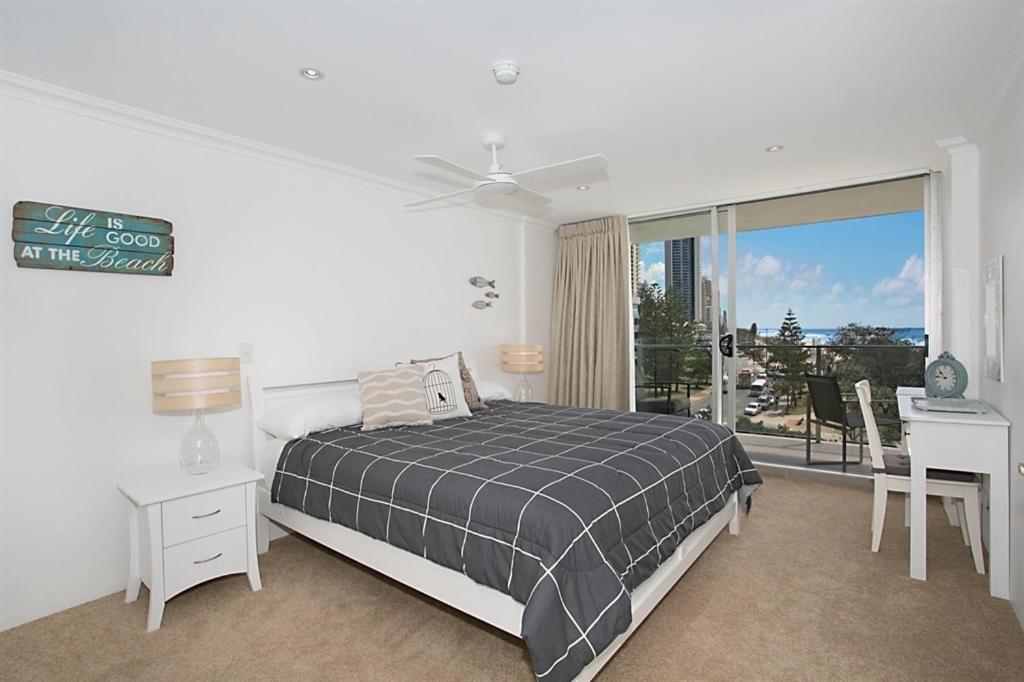 One The Esplanade Apartments On Surfers Paradise Gold Coast Esterno foto