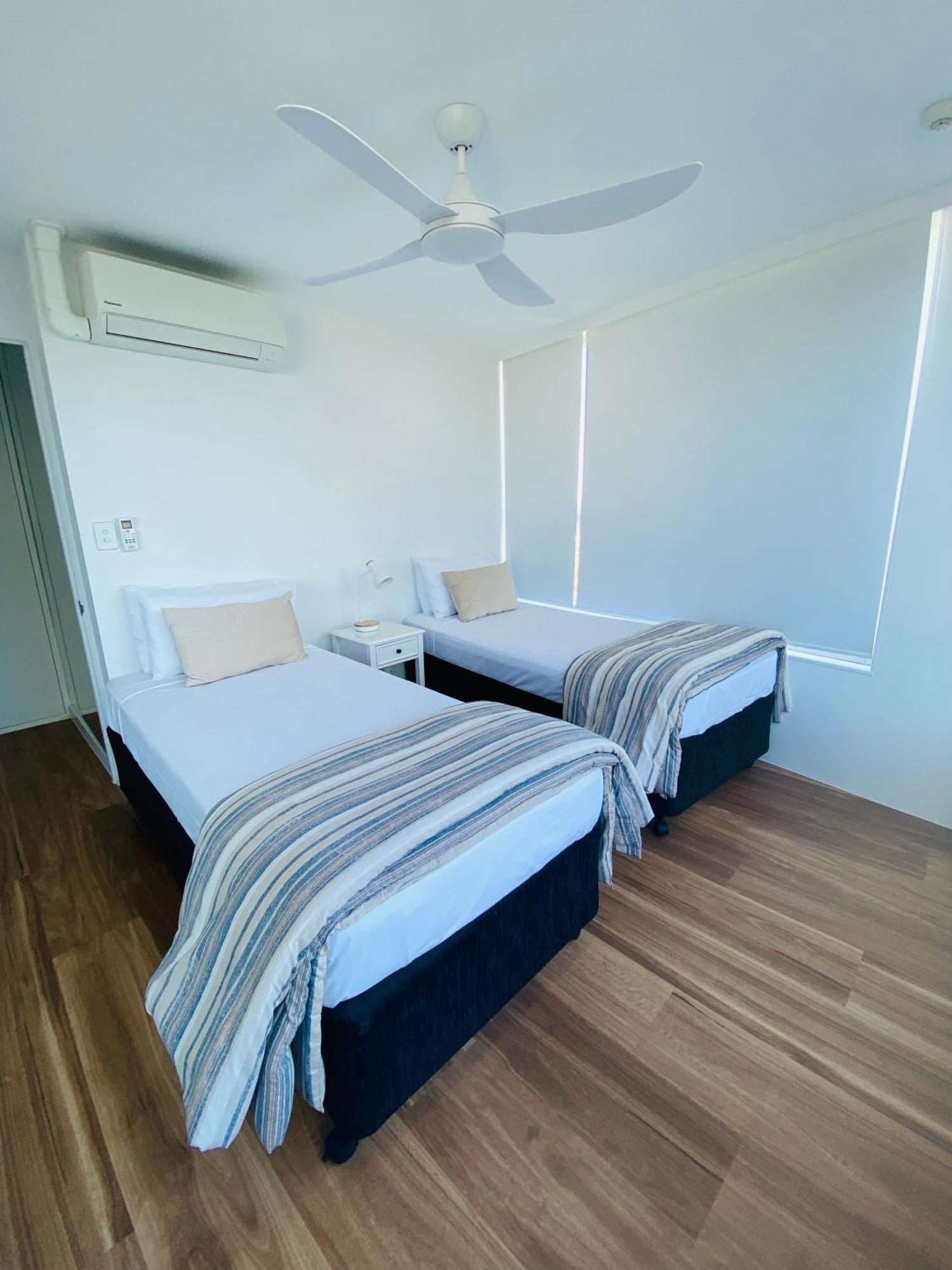 One The Esplanade Apartments On Surfers Paradise Gold Coast Esterno foto